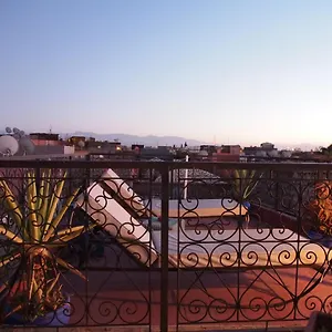 riad-dar-tiflet-marrakesh.marrakeshhotelsmorocco.com/